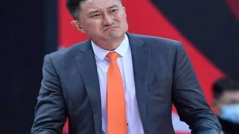 足球盛宴昨夜激战，哥伦比亚对决瑞士：2场胜利，独家解读